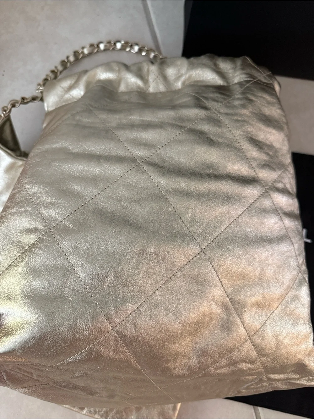 CHANEL 2022 🦄 Metallic Gold Quilted Drawstring Shoulder Bag with Chain